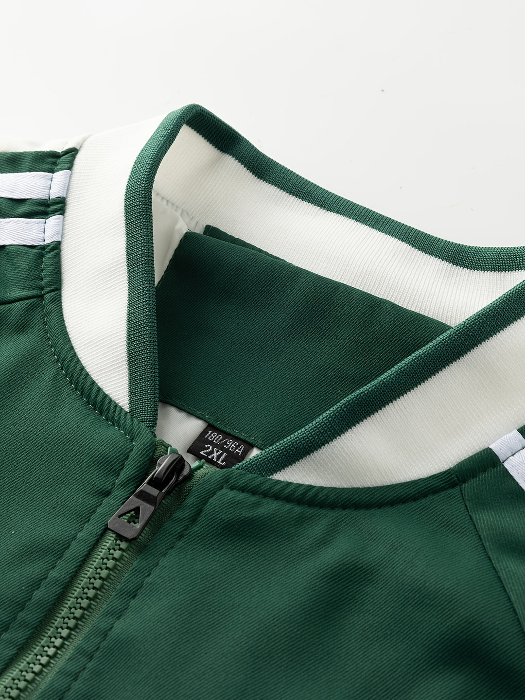 Sporty | Lightweight Vest with Baseball Collar 7