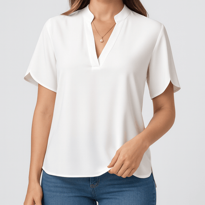 Nordori | V-hals bluse med flydende silhuet